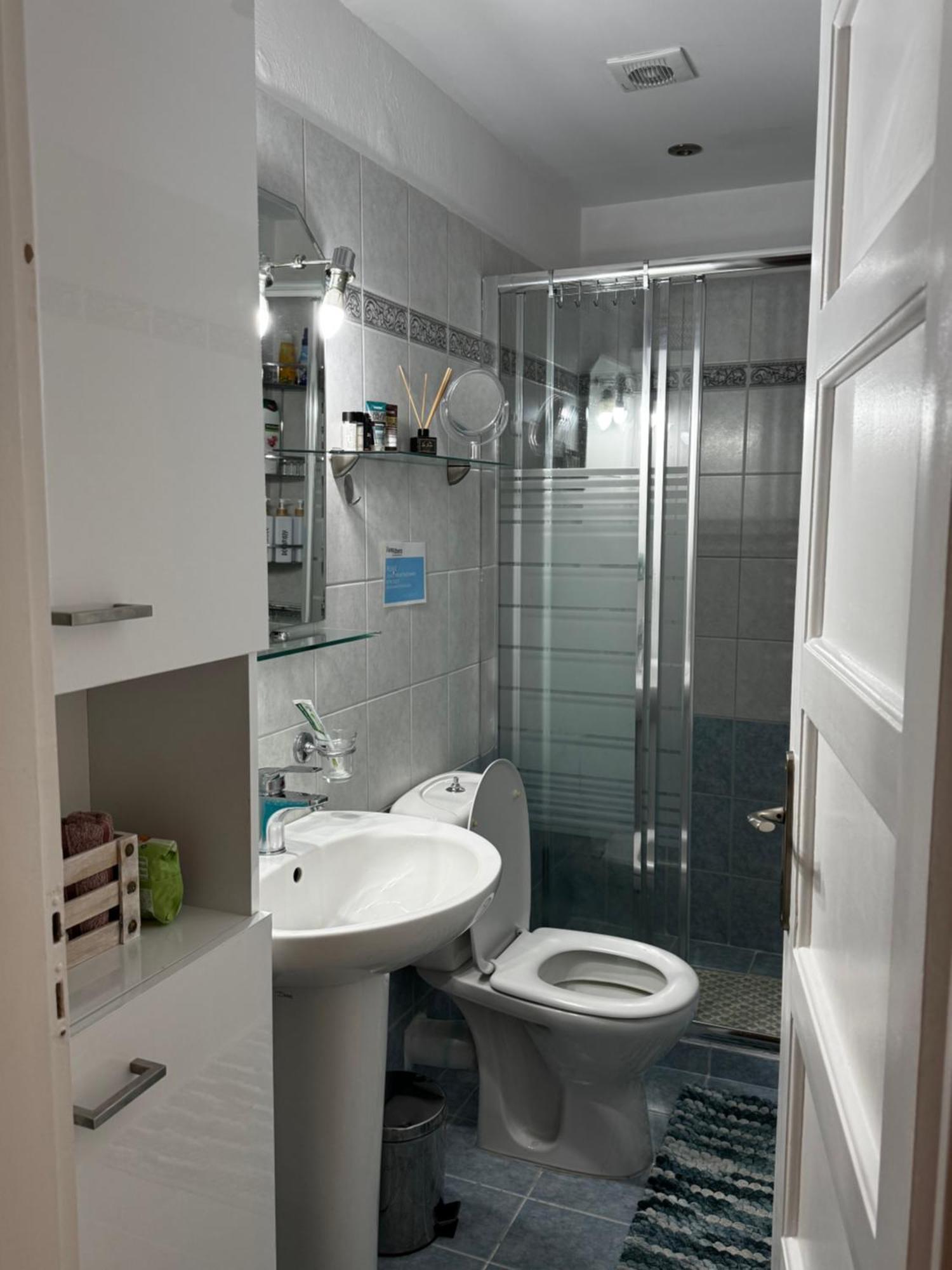 Hill View Apartment Near Acropolis Athens Ngoại thất bức ảnh